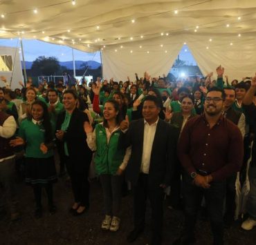 "Luces de Esperanza: Transformando Vidas en San José Monte Chiquito"