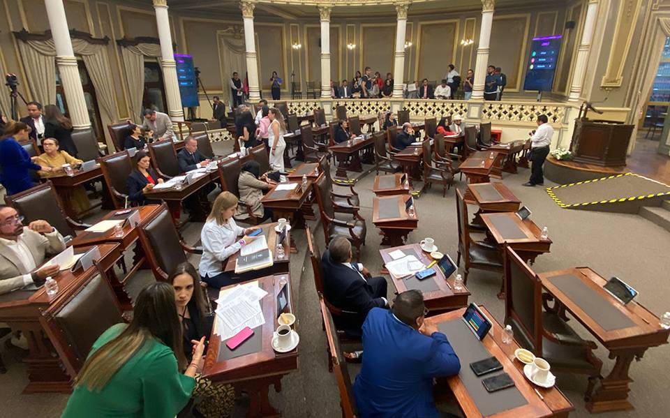 La venta de bebidas alcohólicas en los antros y bares de Puebla estará permitida hasta las dos de la mañana