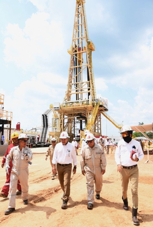 Contribuye PEMEX con más de 4 billones a las arcas del gobierno