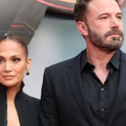 J-LO se quiere divorciar de Affleck